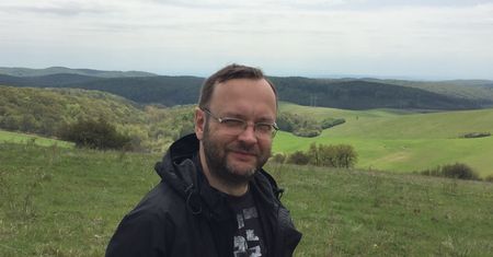 Były ksiądz mówi o swoim odejściu z Kościoła. "Przestałem widzieć sens celibatu"