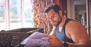 Henry Cavill facetem idealnym. Nowy dowód: Wiedźmin z Netflixa sam składa PC