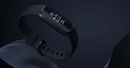 Styl przede wszystkim, ale nie tylko - oto Fitbit Luxe