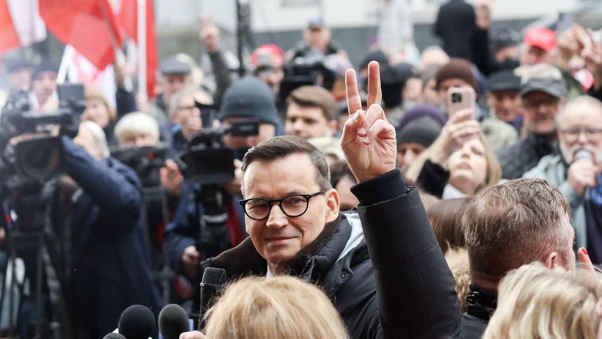 Przes?uchanie Mateusza Morawieckiego w prokuraturze
27.02.2025 Warszawa Przesluchanie bylego premiera Mateusza Morawieckiego w Prokuraturze Okregowej ws. wyborow kopertowych fot. Andrzej Iwanczuk/REPORTER
N/z: Mateusz Morawiecki
Andrzej Iwanczuk/REPORTER