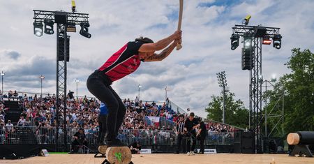 Wielkopolanin wśród najlepszych drwali świata. Michał Dubicki piąty podczas World Trophy 2026 w Budapeszcie