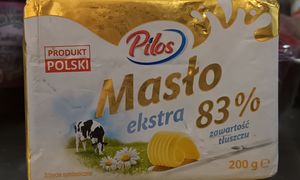 Wystarczy przeczytać mały druk na kostce masła. Ten sam producent, inna cena