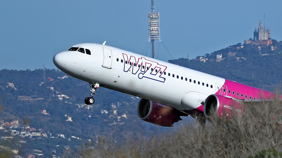 An Airbus A321-271NX from Wizz Air is taking off from Barcelona Airport in Barcelona, Spain, on January 16, 2023. (Photo by JoanValls/Urbanandsport/NurPhoto via Getty Images)