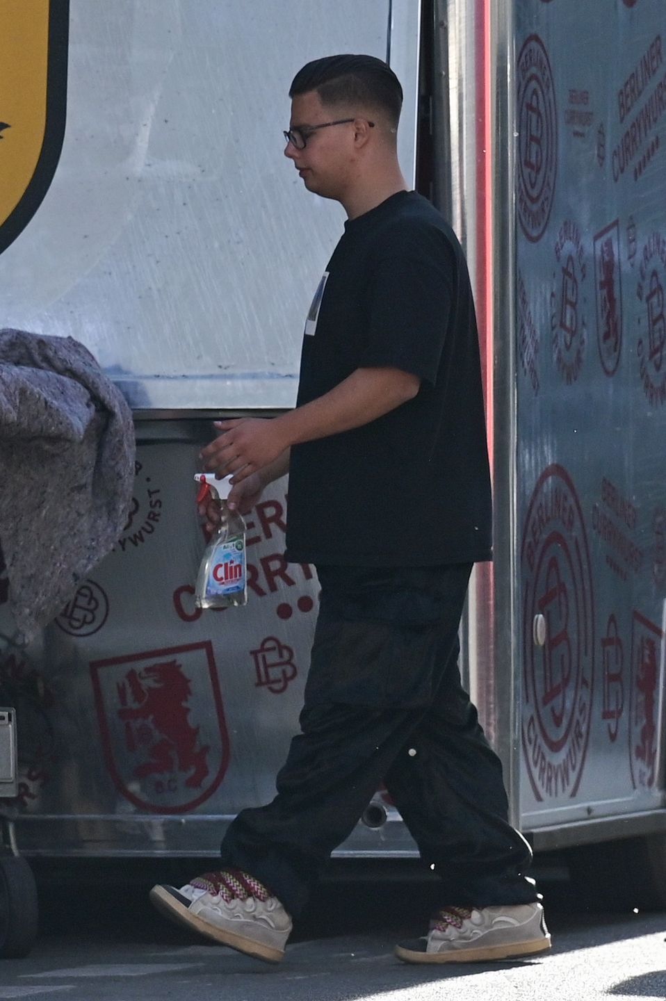 Odpicowany Allan Krupa "przyłapany" z dziewczyną