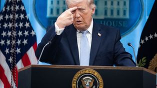 "Czy lepiej, by księcia kochano i nie obawiano się go, czy odwrotnie?" Kto darzy szacunkiem Amerykę Trumpa [OPINIA]