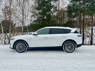 Voyah Free wjechał do Polski. Jeździłem elektrycznym SUV-em "made in China"