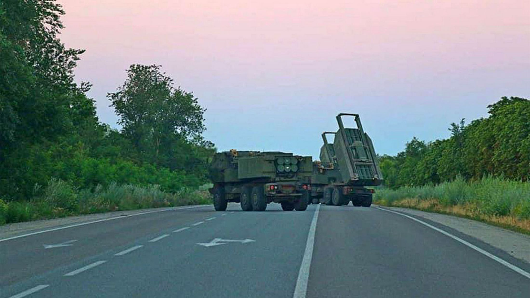 Ukraińskie HIMARS-y na drodze przed otwarciem ognia