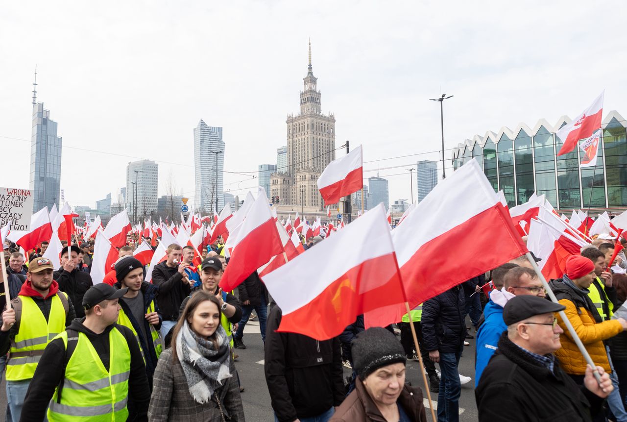 Rolnicy zablokują Warszawę. Tym razem wjadą ciągniki