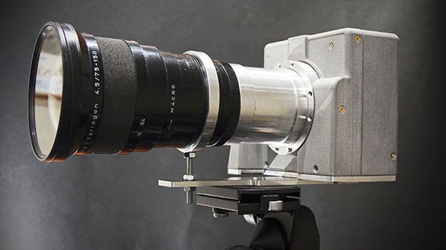 Średnioformatowy aparat wykonany ze skanera Epsona 1