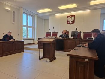 Zatrzymali 18 pociągów sygnałem "radio-stop". Sąd: "Oskarżeni działali z premedytacją"