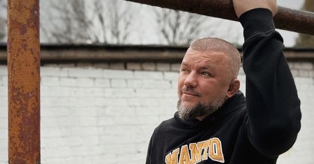 Kusili go ogromną kasą. 1,5 mln zł za walkę we freakach. Tak zareagował