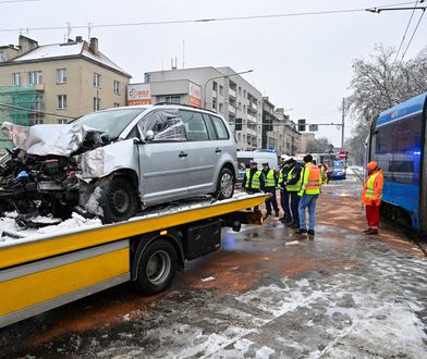 Pobili 34-latka, spowodowali wypadek. Zarzuty po porwaniu we Wrocławiu