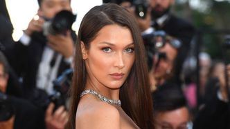 Bella Hadid przebrana za ŁYSEGO ROBOTA w nowej kampanii Marca Jacobsa! Poznalibyście ją? (ZDJĘCIA)