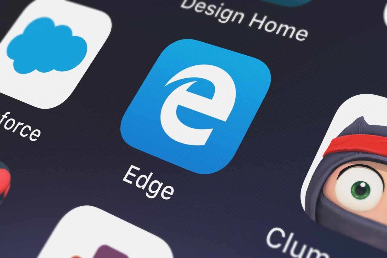 Edge'a na iOS z nowym trybem wyświetlania wideo. (depositphotos)