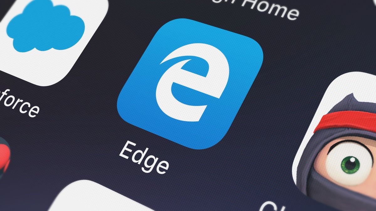 Edge'a na iOS z nowym trybem wyświetlania wideo. (depositphotos)