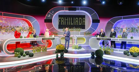 "Familiada" ma kłopoty. Żądają od TVP milionowego odszkodowania