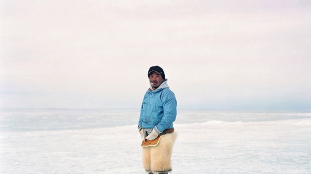 Współczesna Grenlandia - topniejące lodowce, polowania na foki i młodzież zachwycona MTV 1