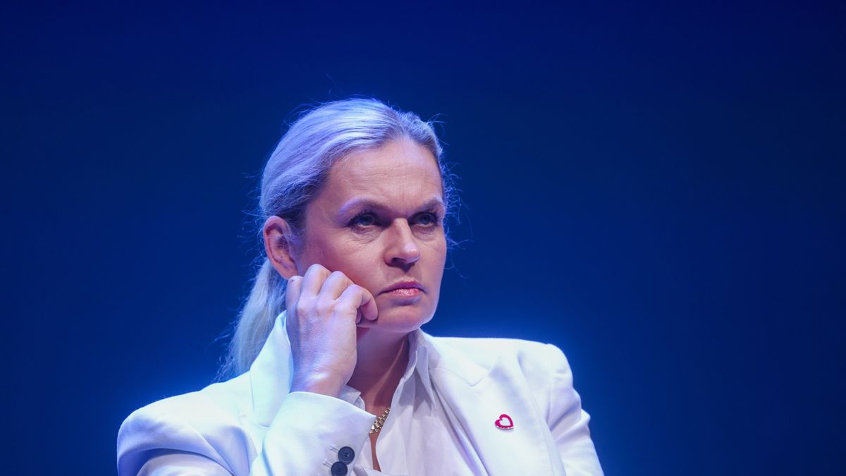 Barbara Nowacka
Warszawa, 09.11.2024. Minister edukacji Barbara Nowacka w trzecim dniu Wsp�Kongresu Kultury w Teatrze Dramatycznym w Warszawie, 9 bm. Wydarzenie to okazja do rozmowy o kluczowych obszarach dla rozwoju polskiej kultury. (ad) PAP/Leszek Szyma�ski
Leszek Szyma�ski
debata, kultura, minister, mkidn, Pa�ac Kultury i Nauki, rozw�j polskiej kultury, Teatr Dramatyczny, Wsp�Kongres Kultury