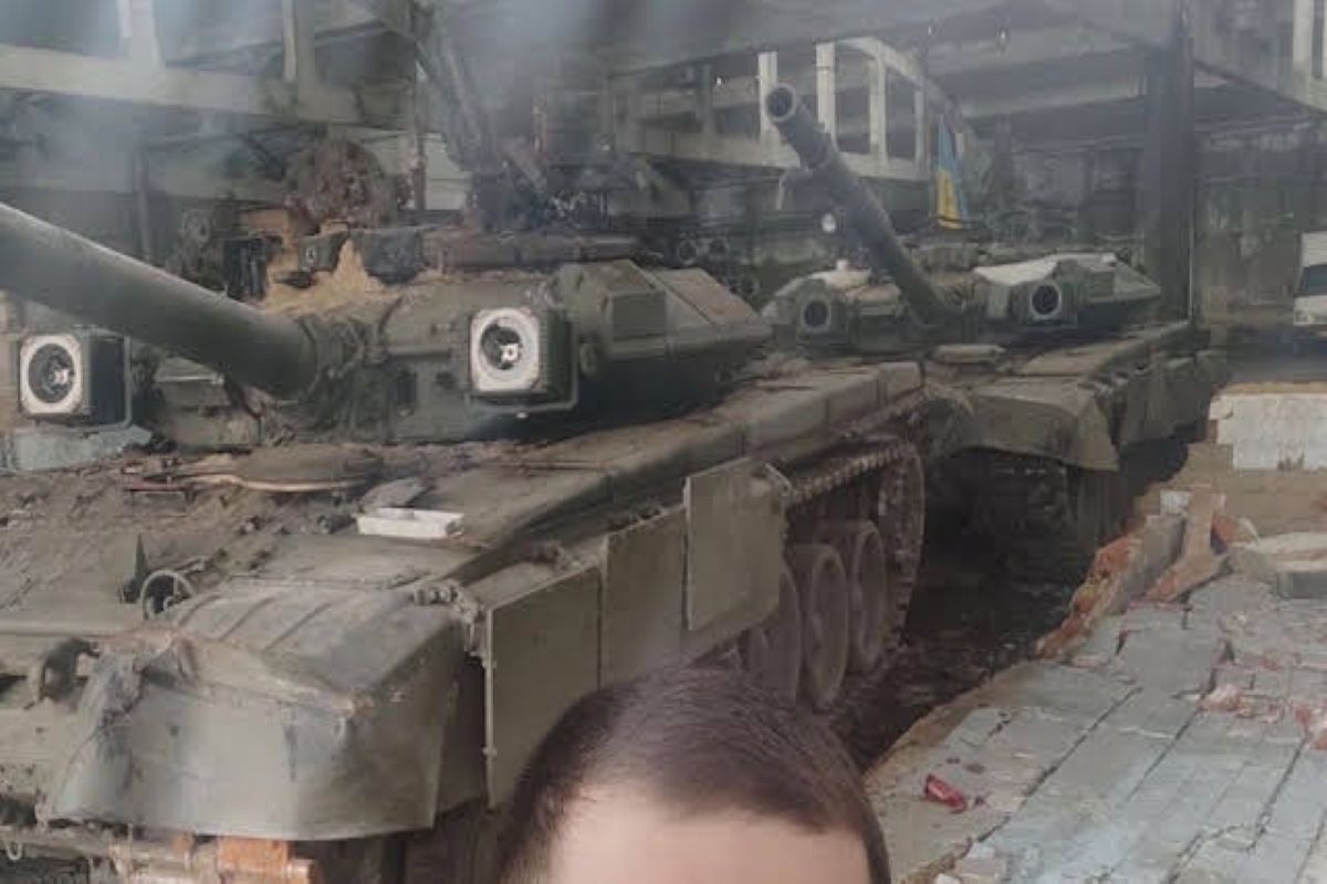 Putin musi to zobaczyć. To robią Ukraińcy z rosyjskimi czołgami