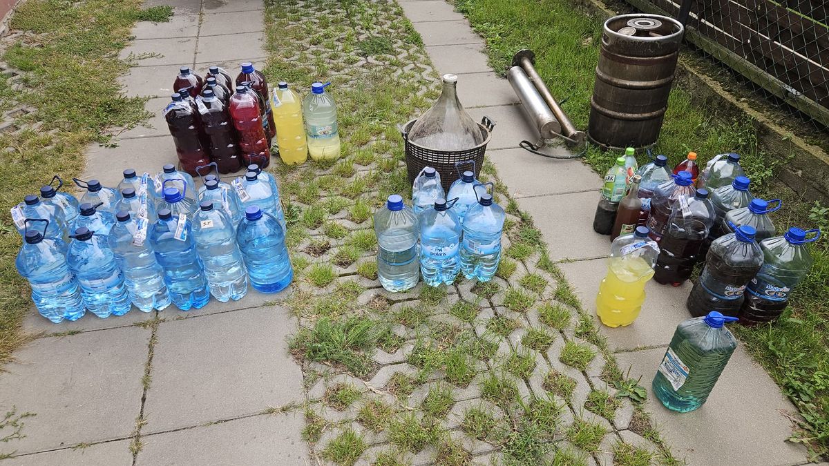 Nielegalny wyrób bimbru 