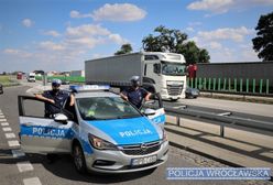 Wrocław. Zapomnieli o dziadku. Zostawili go na parkingu przy autostradzie A4
