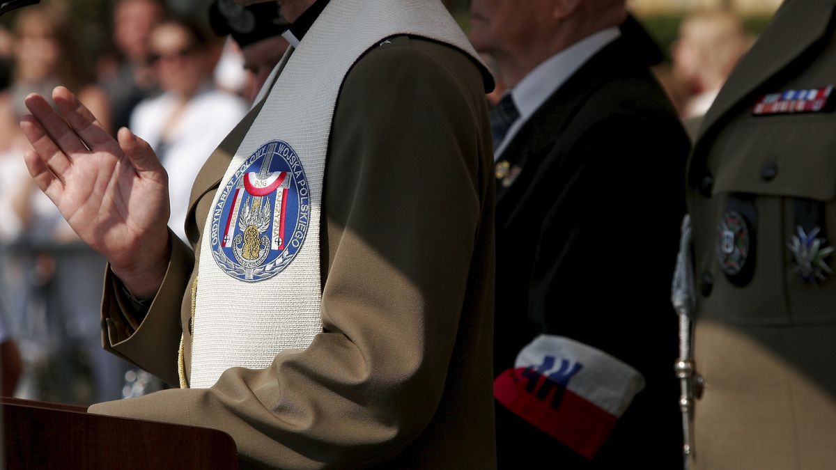 Kapelanów zatrudnia m.in. wojsko i Służba Więzienna