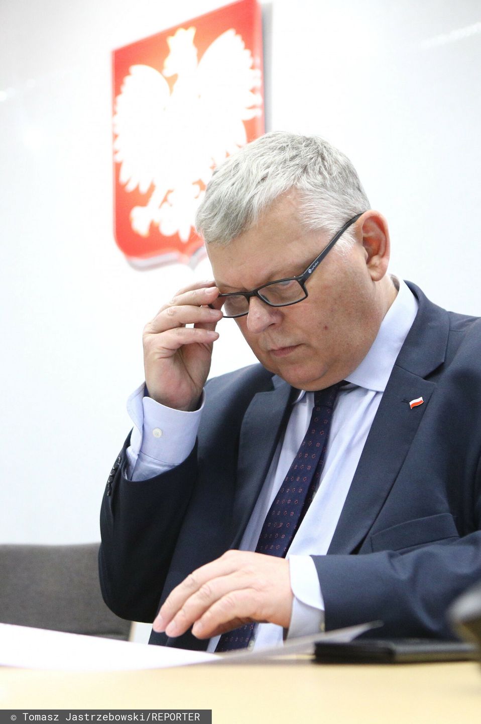 PiS chce zmienić prawo, żeby pozbawić TVN koncesji? Dziennikarze komentują