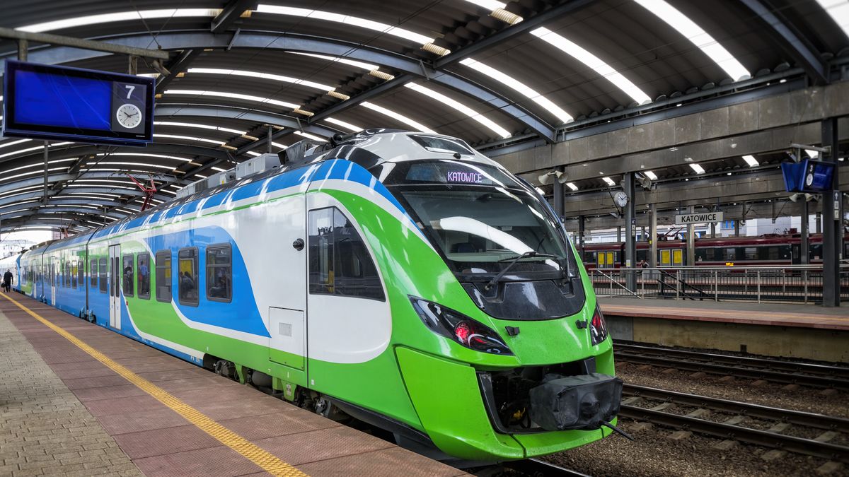 Koszmarne podróże koleją. W pociągach po 40 stopni!