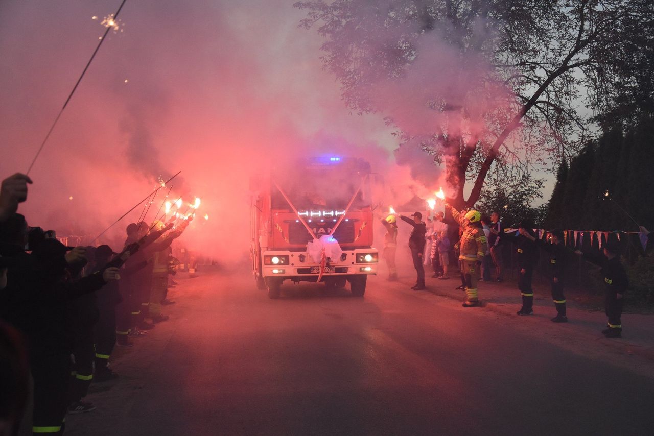 Masłowo: Historyczny dzień dla druhów z Ochotniczej Straży Pożarnej. W jednostce oficjalnie powitano nowy wóz bojowy