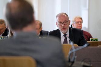 Zatrzymanie Giertycha. Adwokatura: podjęte czynności budzą najdalej idący niepokój