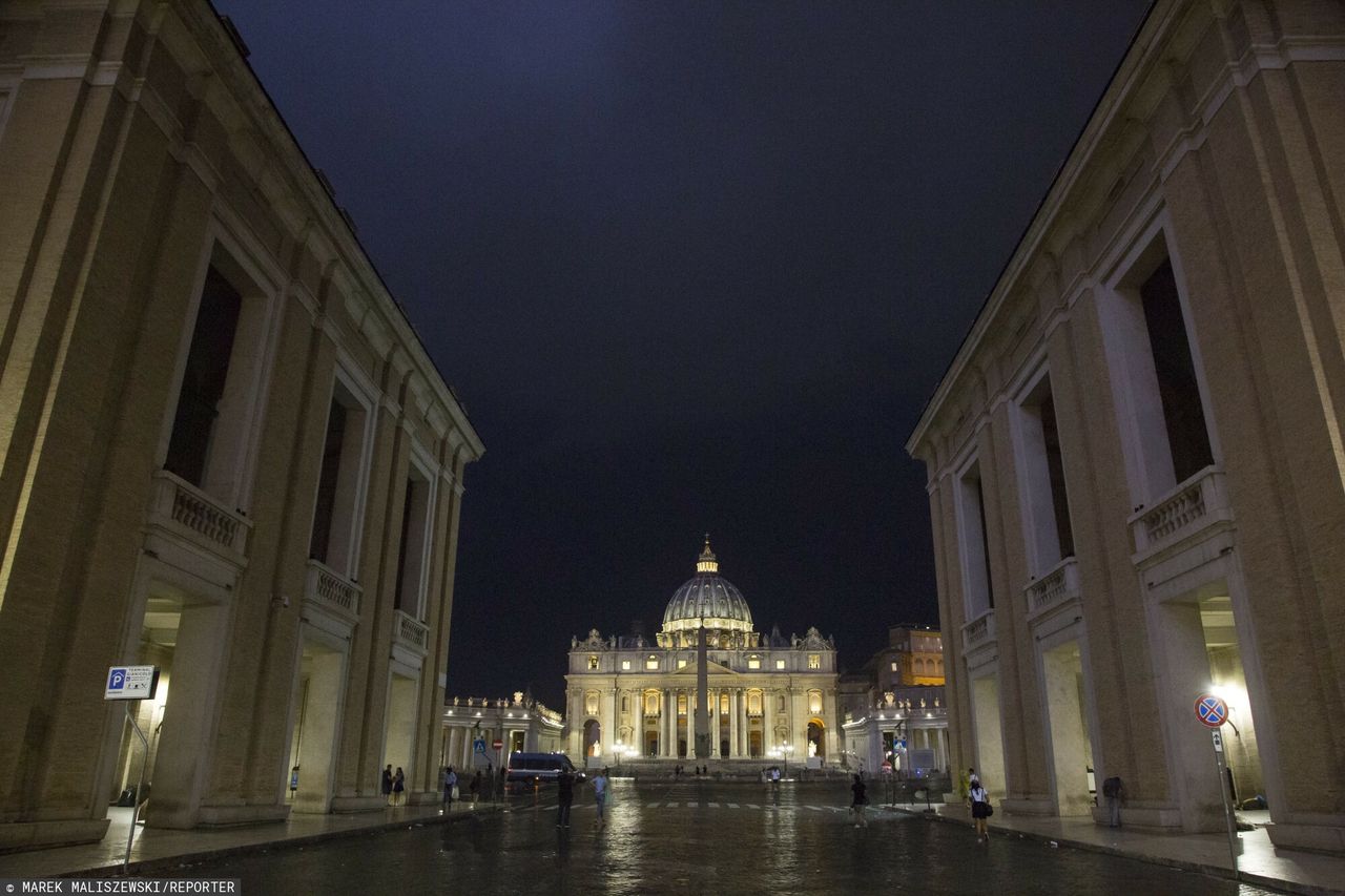 Niebezpieczny rajd 40-latka w Watykanie. Padły strzały