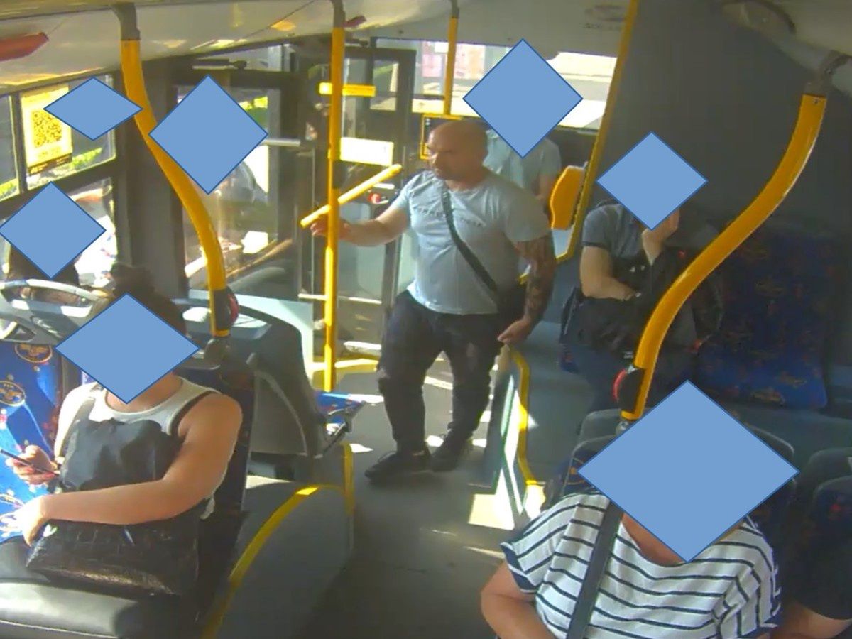 Pyskowice: Atak na kobietę na rynku. Rozpoznajecie tego mężczyznę?