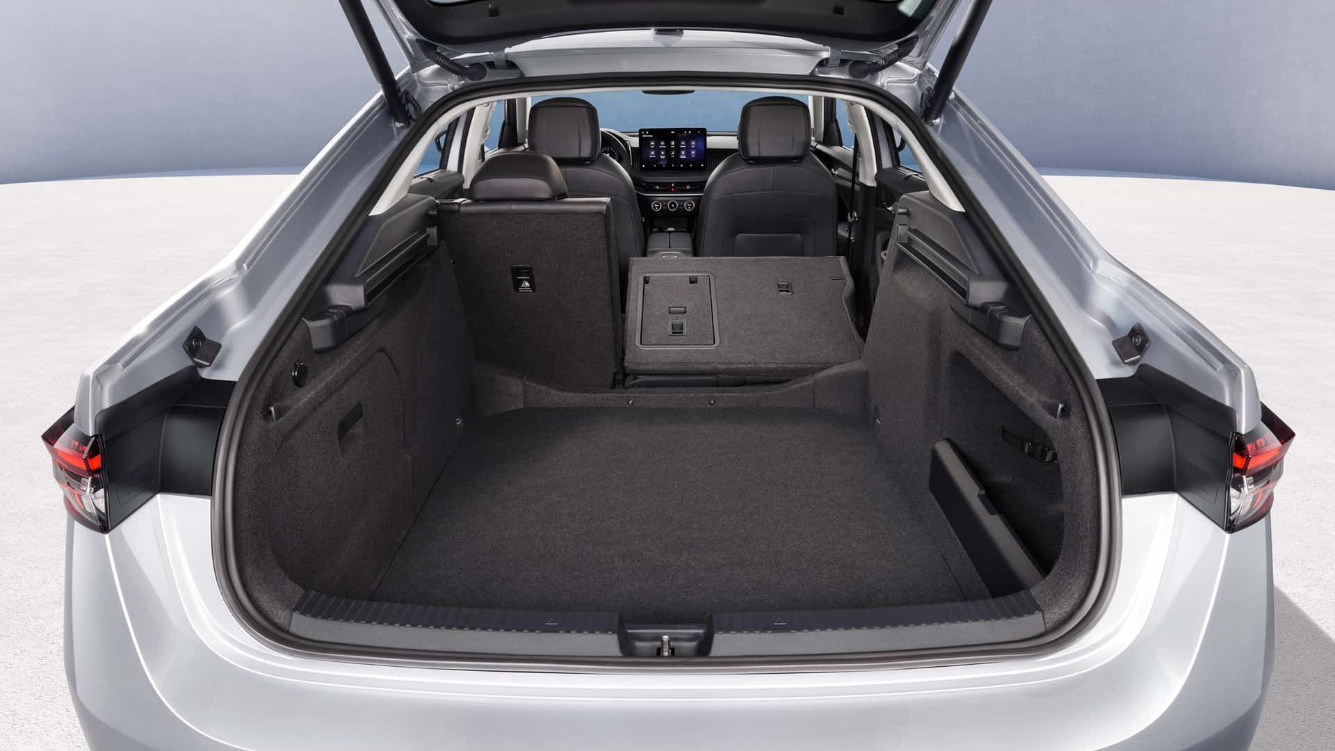 Nowa Škoda Superb