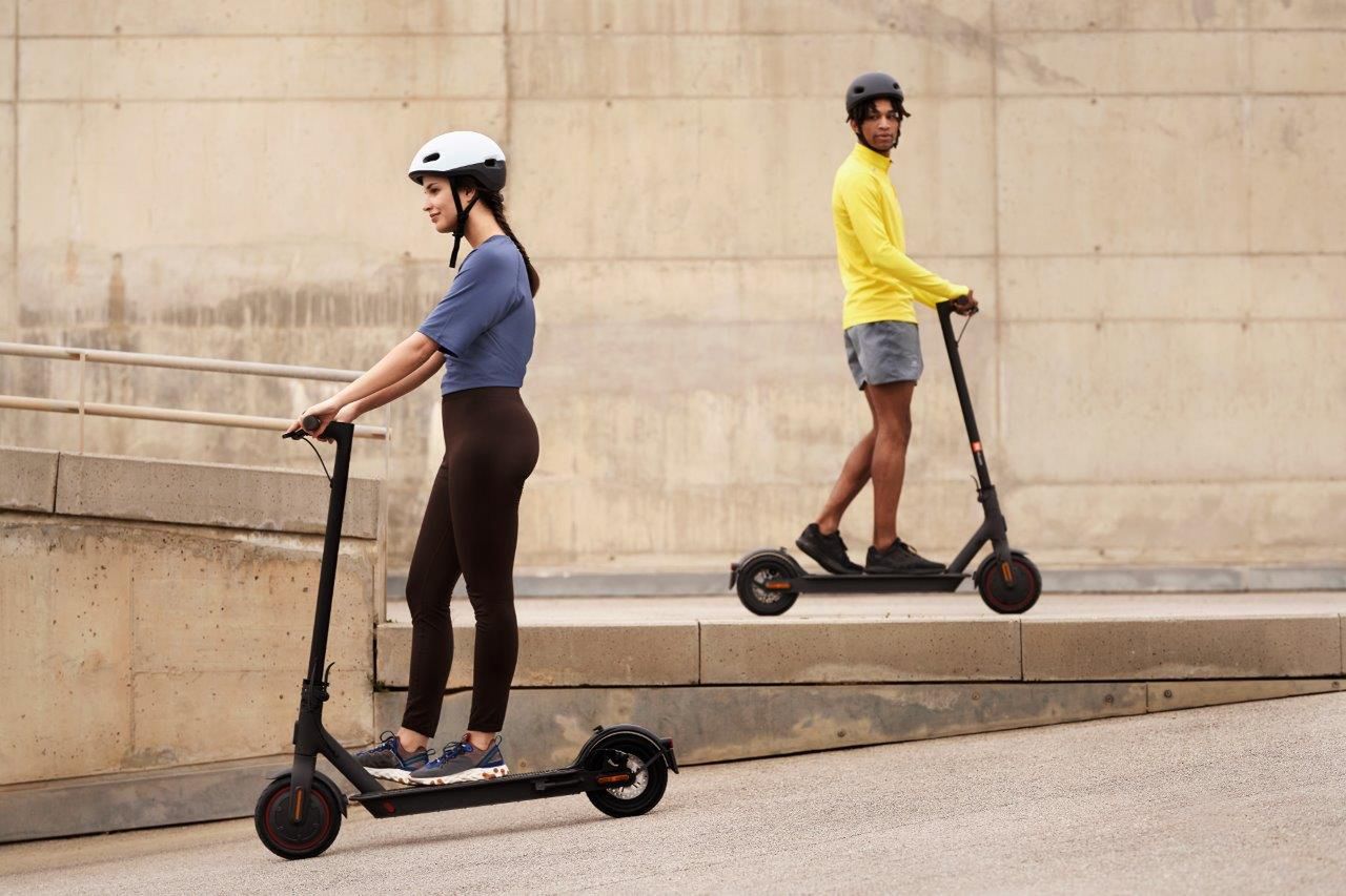 Xiaomi pokazuje nowości. Opaska Mi Smart Band 5 z większym ekranem, hulajnoga Mi Electric Scooter Pro 2 z większym zasięgiem 2