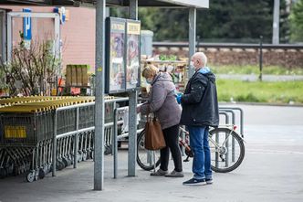 Władza chce kontrolować sklepy. "Polityka wkręca się coraz bardziej w biznes"