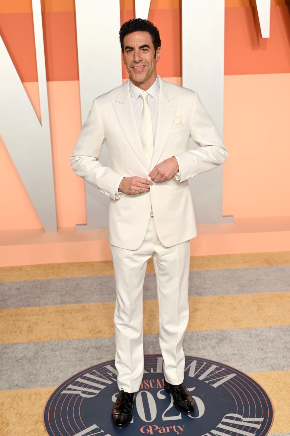 Sacha Baron Cohen prezentuje się znakomicie
