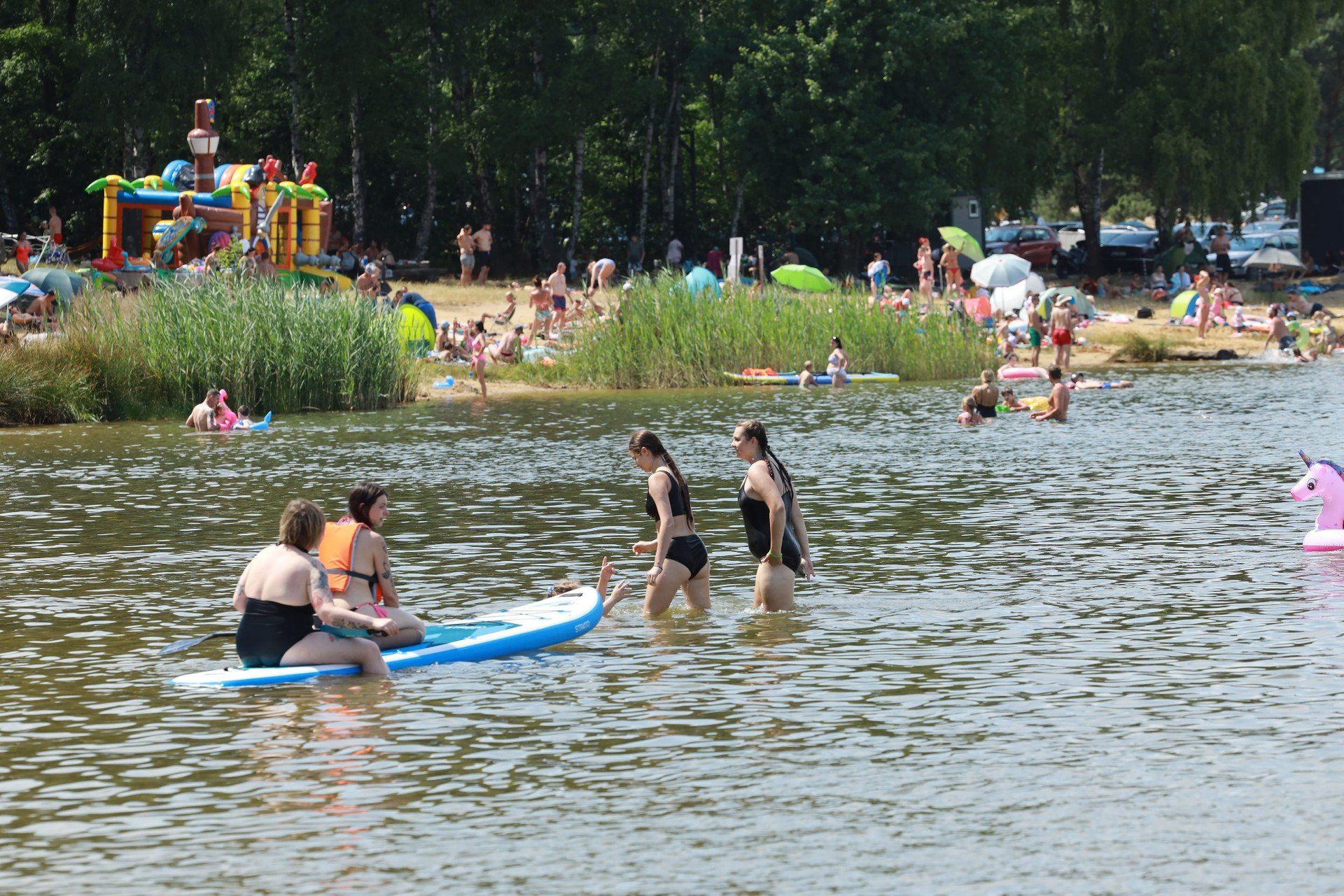 16 lipca (środa): Lekki deszcz, maks. 23°C, min. 15°C.
