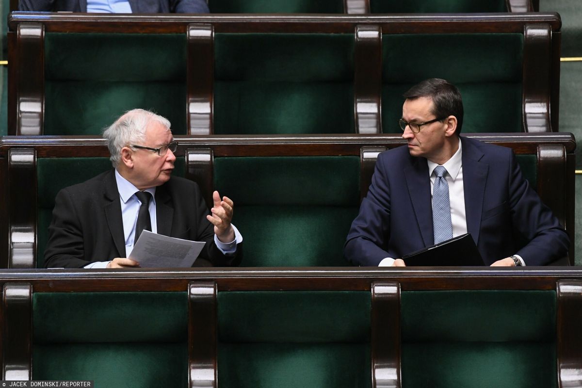 Wybory to "czarny scenariusz" dla PiS? Najnowszy sondaż WP. Na zdjęciu Jarosław Kaczyński i Mateusz Morawiecki 