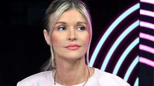 "Rzucali we mnie jajkami". Joanna Krupa cierpiała za to, że jest Polką