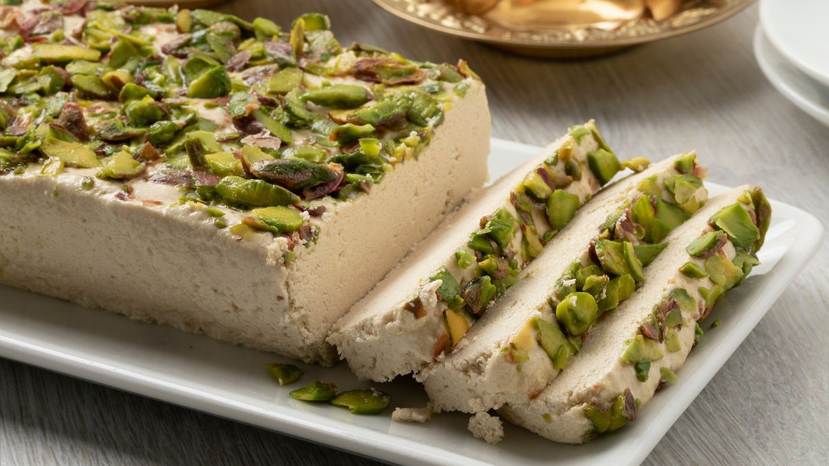 Z najzdrowszych orzechów robię bajeczny deser. Blenduję i wkładam do pojemnika