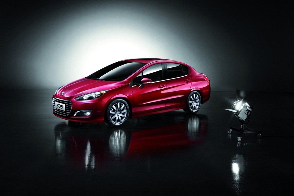 Peugeot 308 Sedan