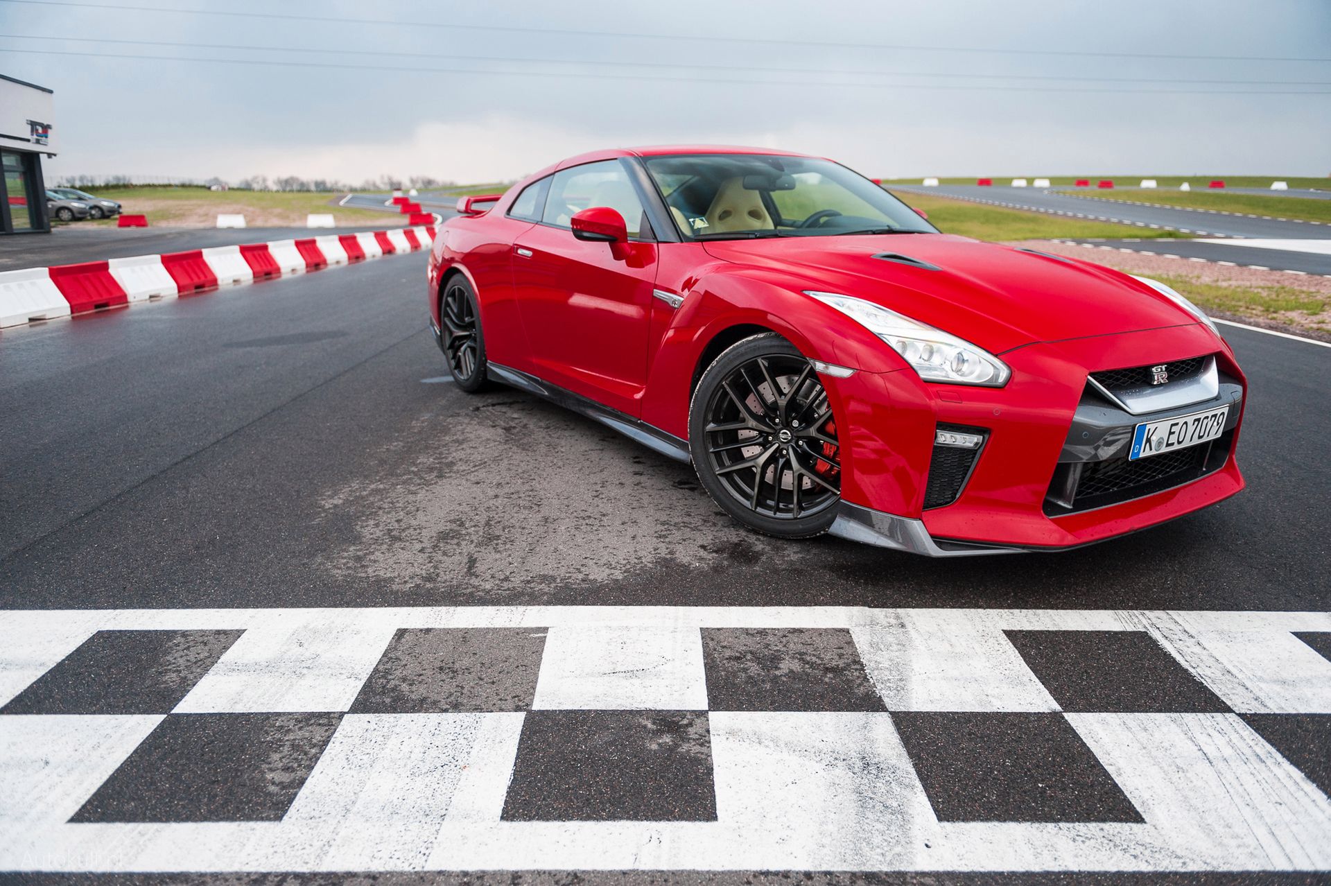 Nissan GT-R