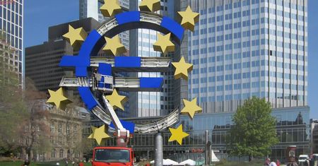 Francja chce zrewidować unijną dyscyplinę budżetową