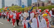 Tysiące Polaków na wielkiej paradzie. Przyjeżdżają z małych miasteczek i przedmieść