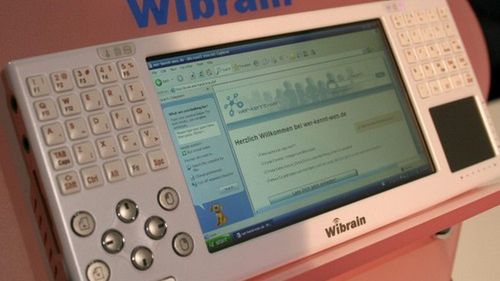 Wibrain oparty na Atomie 1