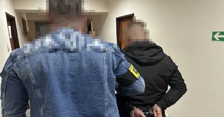 Zaatakował nożem bankomat. Doigrał się