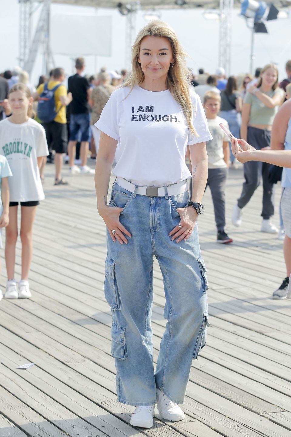 Martyna Wojciechowska w jeansach cargo 