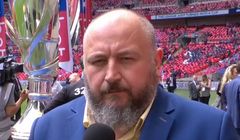 Marcin Grzywacz w redakcji sportowej radiowej Trójki