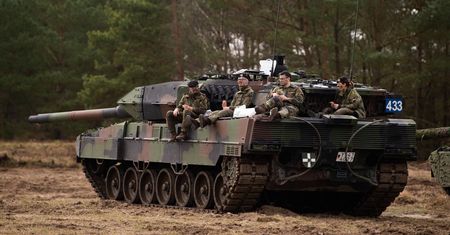Niemiecka opozycja wtóruje Dudzie. "Gdzie są czołgi dla Polski?"