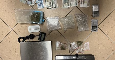 Ponad 160 gramów narkotyków i 400 tabletek MDMA. Zatrzymanie w centrum Kielc